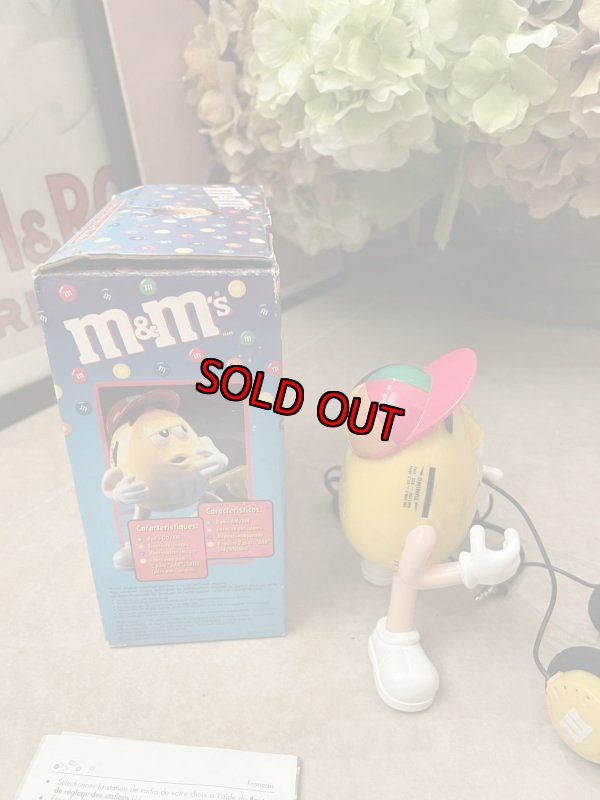 画像6: M&Ms Yellow Plastic Radio With Box  / エムアンドエム 黄色のプラスチック製 箱入りラジオとヘッドホン (6)