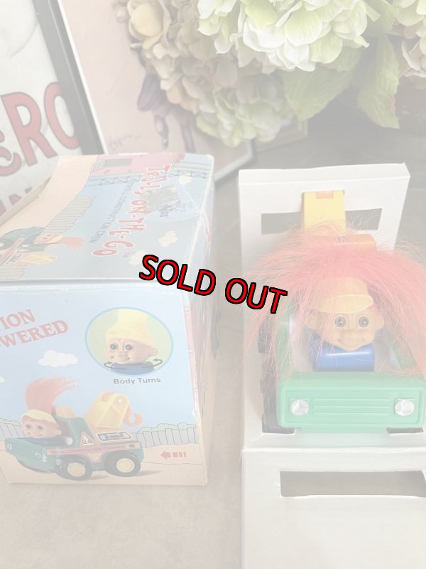 画像2: Trolls on the go with box /  トロール 箱入りプラスチック製カー (2)