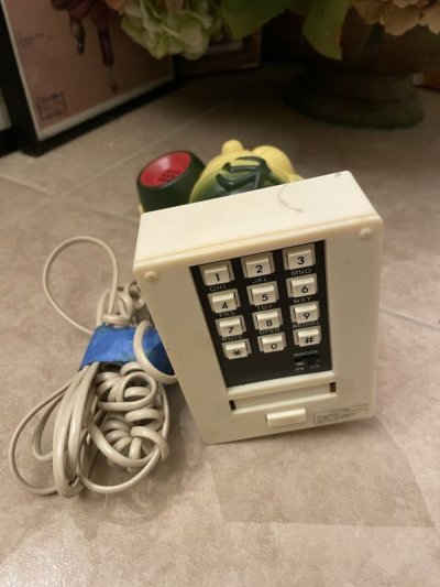 画像3: Raid Bug Plastic Telephone  / レイドバグ、殺虫剤のノベルティー電話機