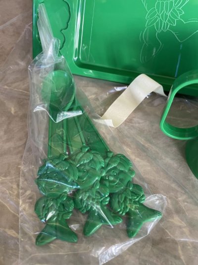 画像2: Green Giant little sprout  Dinner Ware Set With Box 1991 /  グリーンジャイアント　リトルスプラウト　プラスチック製　箱入りディナーウェア　セット