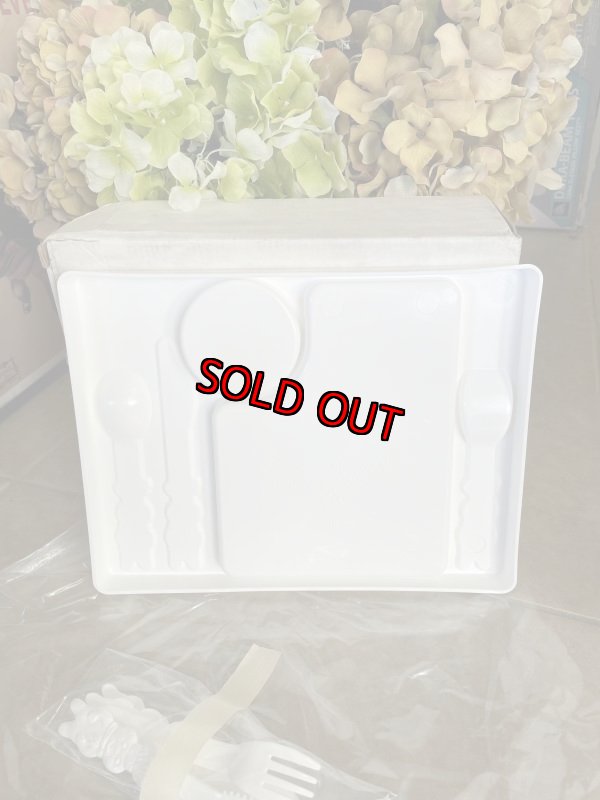 画像7: Pillsbury Dough Boy  Dinner Ware Set With Box 1991 /  フィルズベリーのドゥボーイ　プラスチック製　箱入りディナーウェア　セット (7)