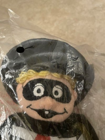 画像1: McDonald’s Hamberglar Bean Doll with Bag 1996 / マクドナルドのハンバーグラー 袋入りビーンズドール