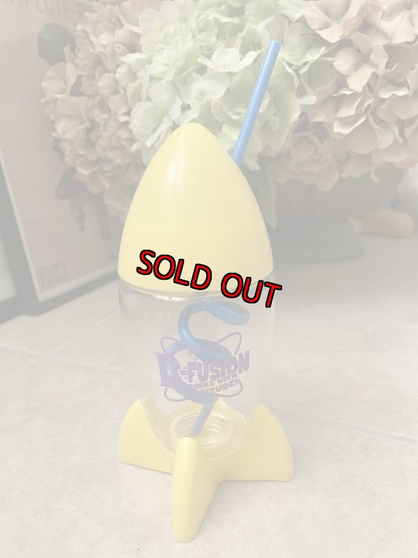 画像1: Denny’s restaurant plastic D Fusion Rocket drink cup Yellow / デニーズ　プラスチック製　ロケット ディフュージョン イエロー ドリンクカップ (1)