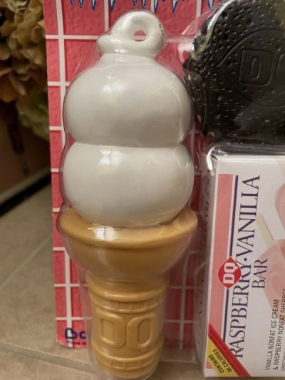 画像1: Dairy Queen Play Food Set Boley Ice Cream 2005 / ディリークィーン　プレイフードセット　ソフトクリーム、チョコクッキーサンド