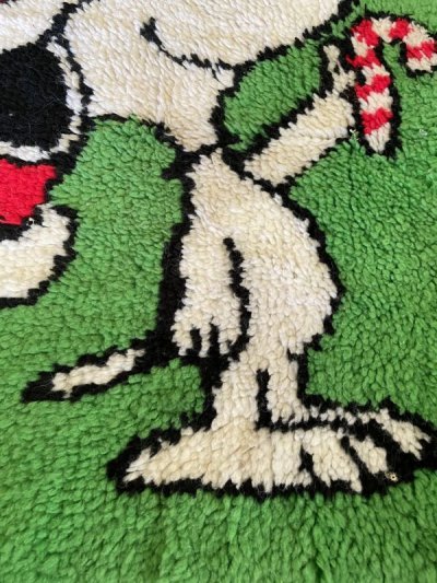 画像2: Peanuts Snoopy Christmas Rug (B) 1968 / ピーナッツ、スヌーピー クリスマス、キャンディラグ