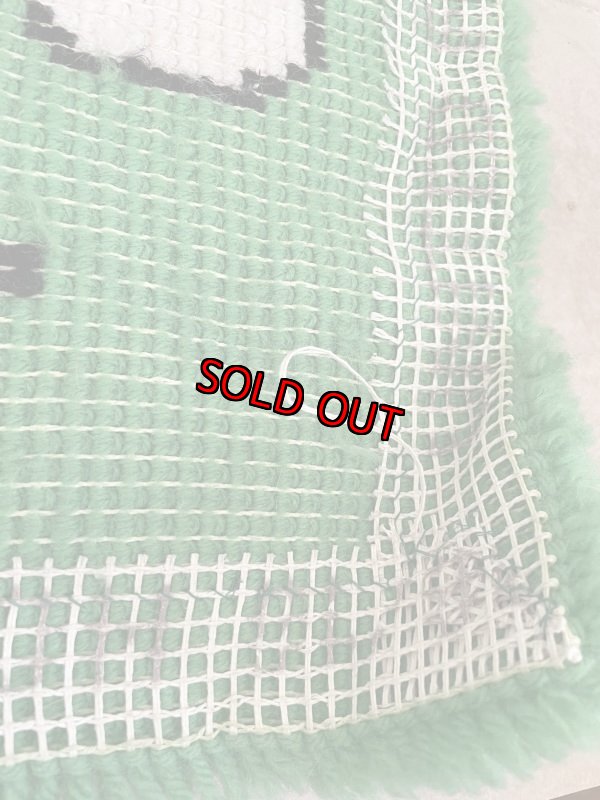 画像5: Peanuts Snoopy Christmas Rug (B) 1968 / ピーナッツ、スヌーピー　クリスマス、キャンディラグ (5)