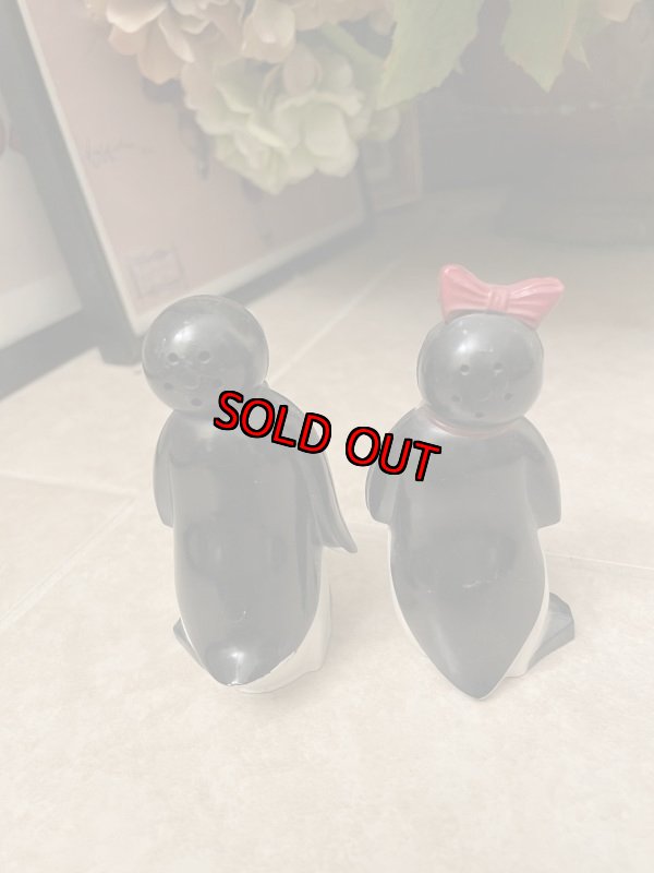 画像3:  Kool Cigarettes Penguins  WILLIE & MILLIE Salt And Pepper 50‘s / クール　ペンギン　ウィリー＆ミリー　ソルト＆ペッパーセット (3)