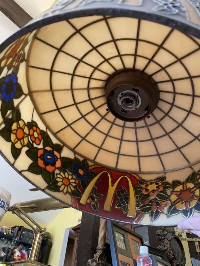 画像3: McDonald’s stained Glass Ceiling hanging lamp , light / マクドナルドのステンドグラススタイル ランプシェード