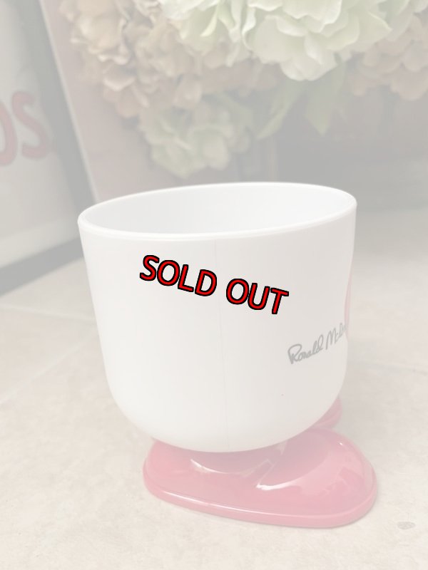 画像5: McDonald’s Ronald Plastic Footed Mug (A) / マクドナルドのロナルド　プラスチック製足付き　マグカップ (5)