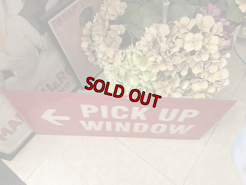 画像2: Wendy’s Pick up window Sign / ウエンディーズ　ピックアップ　ウィンドウ(左矢印)サイン、看板、ストアディスプレイ (2)