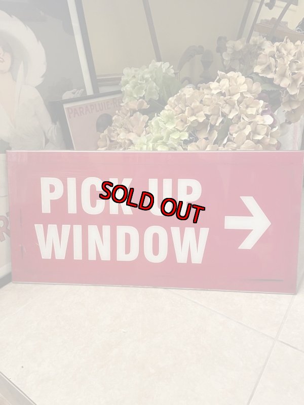 画像1: Wendy’s Pick up window Sign / ウエンディーズ　ピックアップ　ウィンドウ(右矢印)サイン、看板、ストアディスプレイ (1)