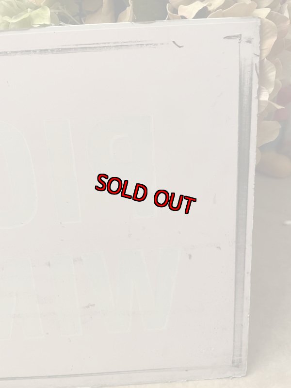 画像5: Wendy’s Pick up window Sign / ウエンディーズ　ピックアップ　ウィンドウ(右矢印)サイン、看板、ストアディスプレイ (5)