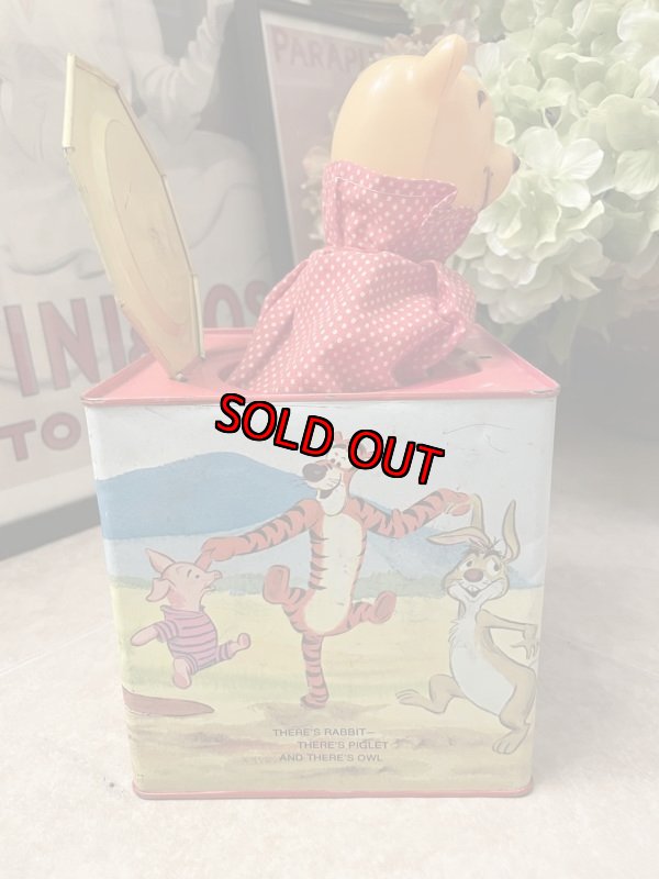 画像2: Disney Pooh jack in the box  / ディズニー　クマのプー　ジャックインザボックス　びっくり箱 (2)