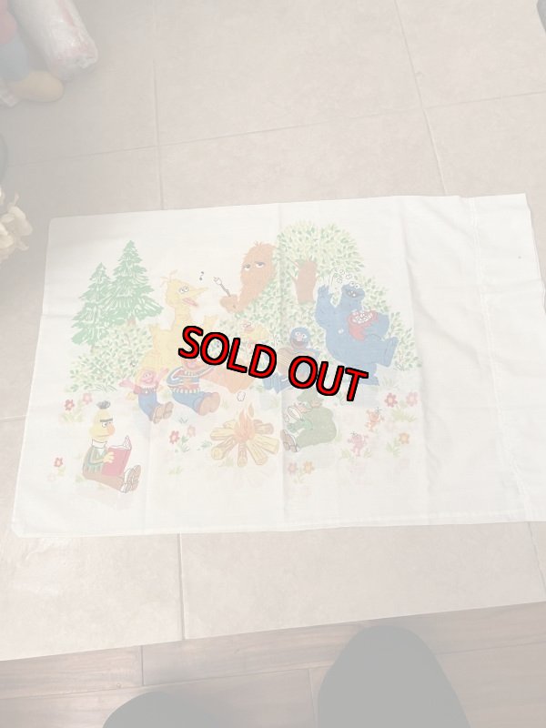 画像1: Sesame Street Camp  fabric pillow case  / セサミストリート　キャンプ　ピローケース (1)