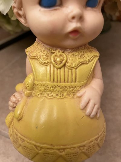 画像3: Edward  Mobley yellow cloth Girl Vinyl Squeak Doll  1958 / エドワード　モブレイ社　イエローワンピースの女の子ソフビ、ラバードール　50年代