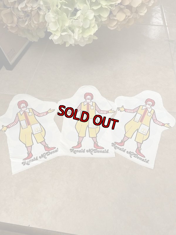 画像1: McDonald’s Ronald & Grimace Plastic hand puppet set of 3 1992/  マクドナルド、ロナルドとグリマスのプラスチック製ハンドパペット　3枚入り (1)