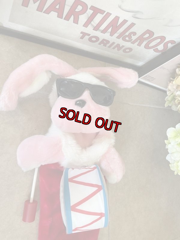 画像7: Energizer bunny pink with Christmas red socks 2006  / エナジャイザーバニー　ぬいぐるみ　クリスマスソックス (7)