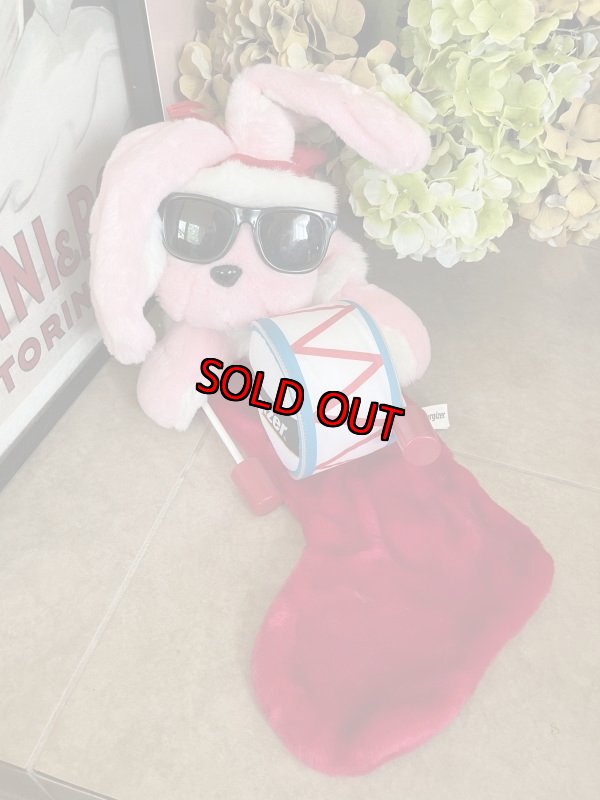 画像1: Energizer bunny pink with Christmas red socks 2006  / エナジャイザーバニー　ぬいぐるみ　クリスマスソックス (1)