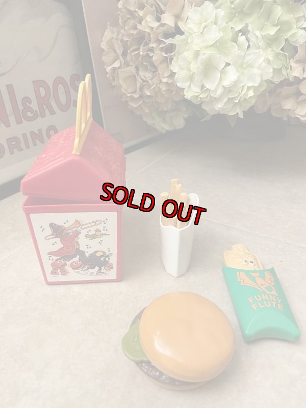 画像2: McDonald’s Fisher Price Happy Meal Lunch box with play food set 1989 / マクドナルド、フィッシャープライスのハッピーミールトイ  プレイフードセット (2)
