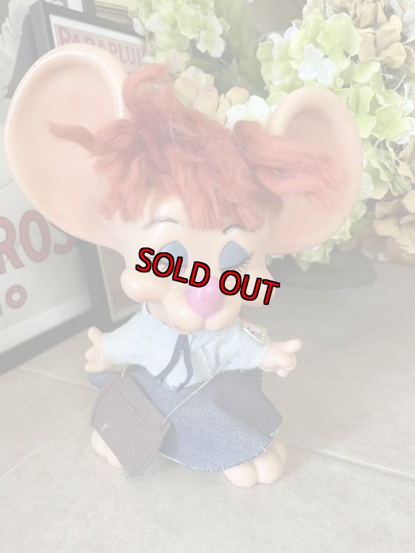 画像1: Florida Mouse Huron Co Post Office Woman coin Bank Vinyl Doll / フロリダマウス　郵便配達員　ガールドール　貯金箱 (1)