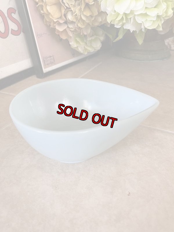 画像6: Fire King turquoise blue tear drop mixing bowl(S) / ファイヤーキング　ターコイズブルー　ティアドロップ　ミキシングボール(S) (6)