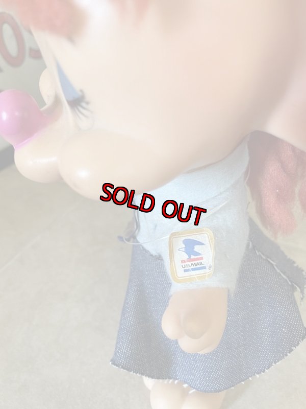画像9: Florida Mouse Huron Co Post Office Woman coin Bank Vinyl Doll / フロリダマウス　郵便配達員　ガールドール　貯金箱 (9)