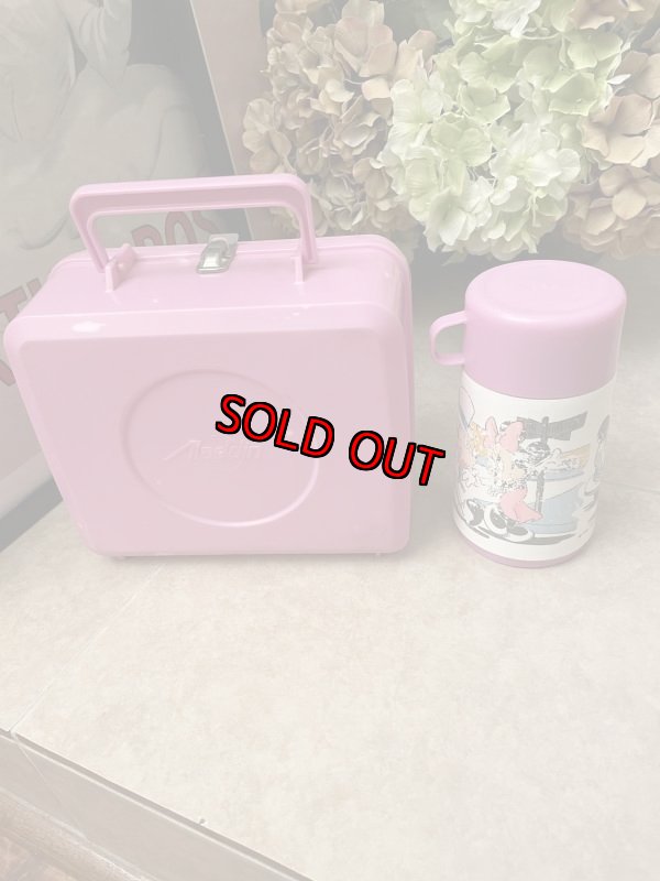 画像3: Mickey & Minnie Lunch Box With Thermos / ミッキー&ミニーのプラスチック製 ランチボックス 水筒付き、60年代 (3)