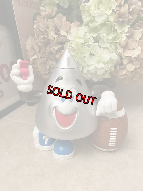 画像1: Hersheys Plastic Dispenser football 1999  / ハーシーズ　プラスチック製　ディスペンサー　フットボール (1)