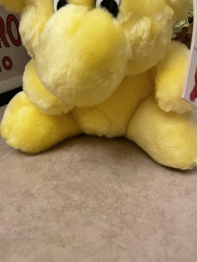 画像2: Kodak Kolorkins Shutter  Yellow  Plush Doll with Tag / コダック　シャッター　タグ付き　黄色いぬいぐるみ