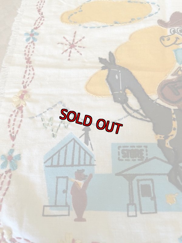 画像2: Quick McDraw  fabric stitch sheet / レア！！　早撃ちマックの刺繍ファブリック、布シート (2)