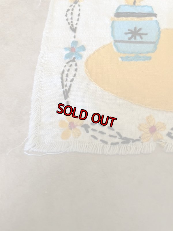 画像2: Huckleberry Hound & Yogi Bear fabric stitch sheet / レア！！　ハックルベリーハウンド、ヨギベア の刺繍ファブリック、布シート (2)