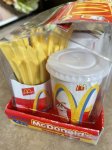 画像10: McDonald’s  McNuggets play food set with box 2001 (B) / マクドナルドのマックナゲットプレイフードセット (10)
