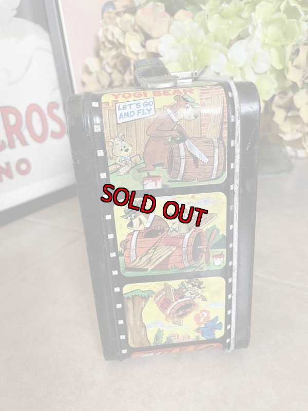 画像6: Huckleberry Hound  Yogi Bear Tin Lunch Box 1961 (A) / ハックルベリーハウンド、ヨギベア　ティン製　ランチボックス缶 (6)