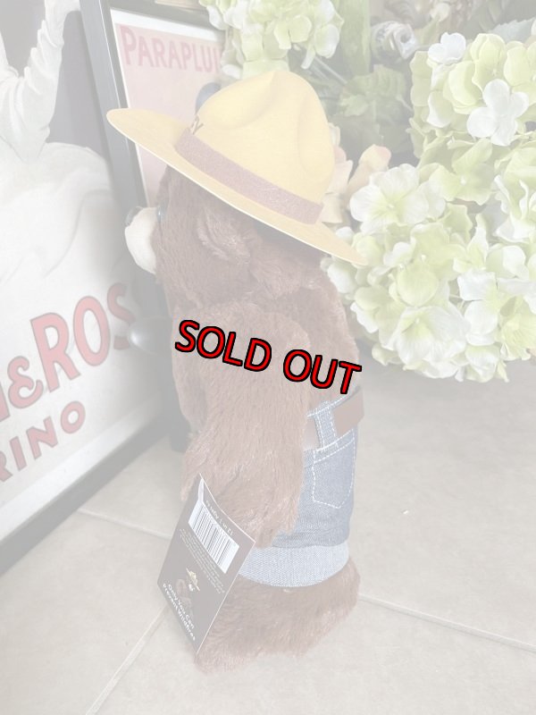 画像3: Smokey Bear Plush Doll with hat, tag / スモーキーベア　帽子、スコップ、タグ付き、ぬいぐるみ　 (3)