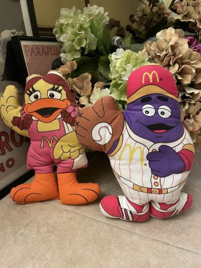 画像3: McDonald’s Grimace Baseball Pillow Doll  1988  / マクドナルドの野球グリマス、ピロードール　80‘s