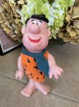 画像1: Hanna Barbera Flintstones Fred Plastic DAKIN Doll 20cm / フリントストーン　フレッド　プラスチック製 ドール　 (1)