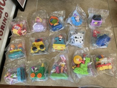 画像1: McDonald’s Complete Happy Birthday Happy Meal set of 15 / マクドナルドのコンプリート　ハッピーミールトイ　15個セット