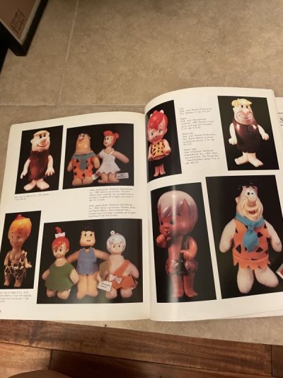画像2: Flintstones Collectibles Book / フリントストーンの雑貨　ヴィンテージ　コレクタブル　ブック　本　洋書