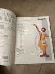 画像6: McDonald’s  Collectibles Book / マクドナルドの雑貨　ヴィンテージ　コレクタブル　ブック　本　洋書 (6)