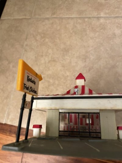 画像3: Kentucky Fried Chicken plastic store model display / ケンタッキーフライドチキン　プラスチック製　ストア　モデル