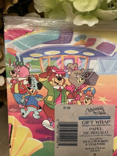 画像2: Yogi Bear Wrap Paper 2sheets set of 4  / ヨギベア　ペーパー、ラッピングペーパー　2枚入り4セット