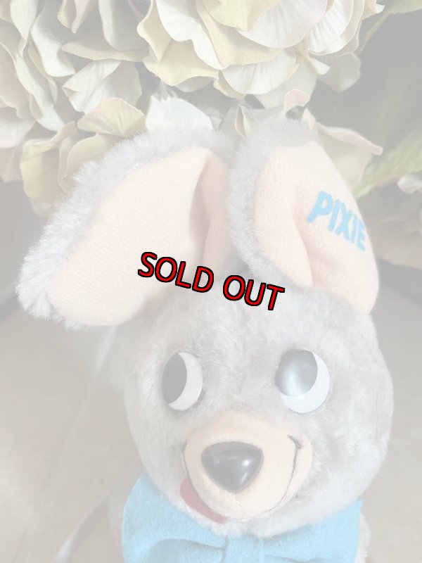 画像4: Hanna Barbers Pixie Plush doll with Blue Tie 1985 / ハンナバーベラ ピクシーの青いタイ、ぬいぐるみ ドール  (4)