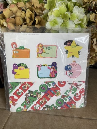 画像1: McDonald’s  Gift Wrap Paper  / マクドナルド　ペーパー、ラッピングペーパー　