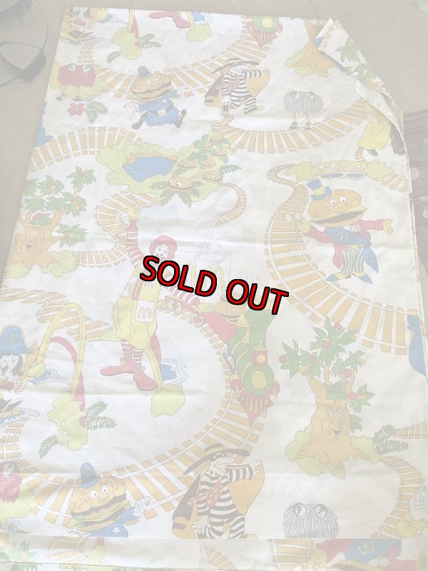 画像1: Mcdonalds flat sheet train  Canada 1976 / マクドナルド　フラットシーツ　トレイン　カナダ製 (1)