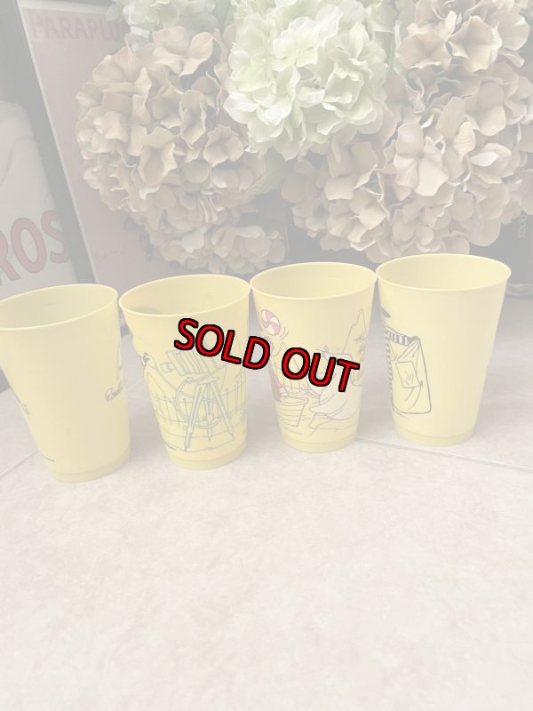 画像7: McDonald’s Yellow Plastic Cup Set of 4 (B) 1978 / マクドナルドのプラスチック製、イエローコップ、4個セット (7)