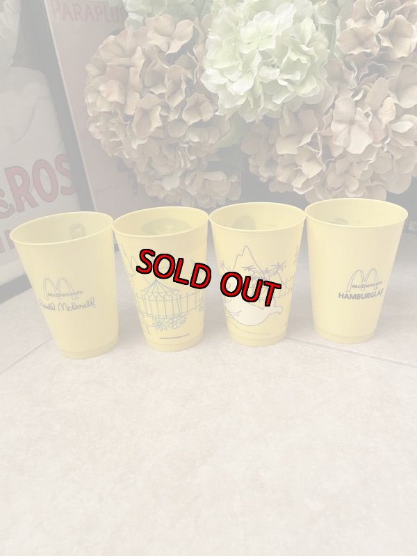 画像8: McDonald’s Yellow Plastic Cup Set of 4 (B) 1978 / マクドナルドのプラスチック製、イエローコップ、4個セット (8)