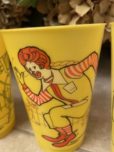 画像1: McDonald’s Yellow Plastic Cup Set of 4 (A) 1978/ マクドナルドのプラスチック製、イエローコップ、4個セット