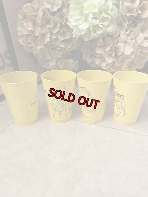 画像4: McDonald’s Yellow Plastic Cup Set of 4 (A) 1978/ マクドナルドのプラスチック製、イエローコップ、4個セット (4)