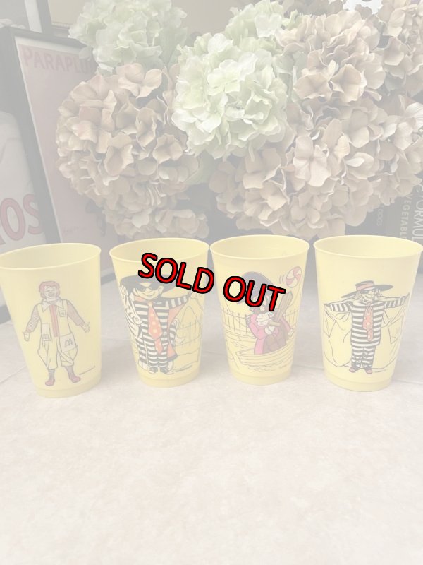 画像1: McDonald’s Yellow Plastic Cup Set of 4 (B) 1978 / マクドナルドのプラスチック製、イエローコップ、4個セット (1)