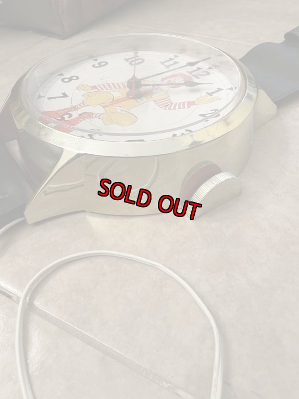 画像8: McDonalds Ronald Large Wall Clock Watch Style  / マクドナルド、ロナルドの大きい腕時計スタイルの丸い壁時計　大きいウォールクロック (8)